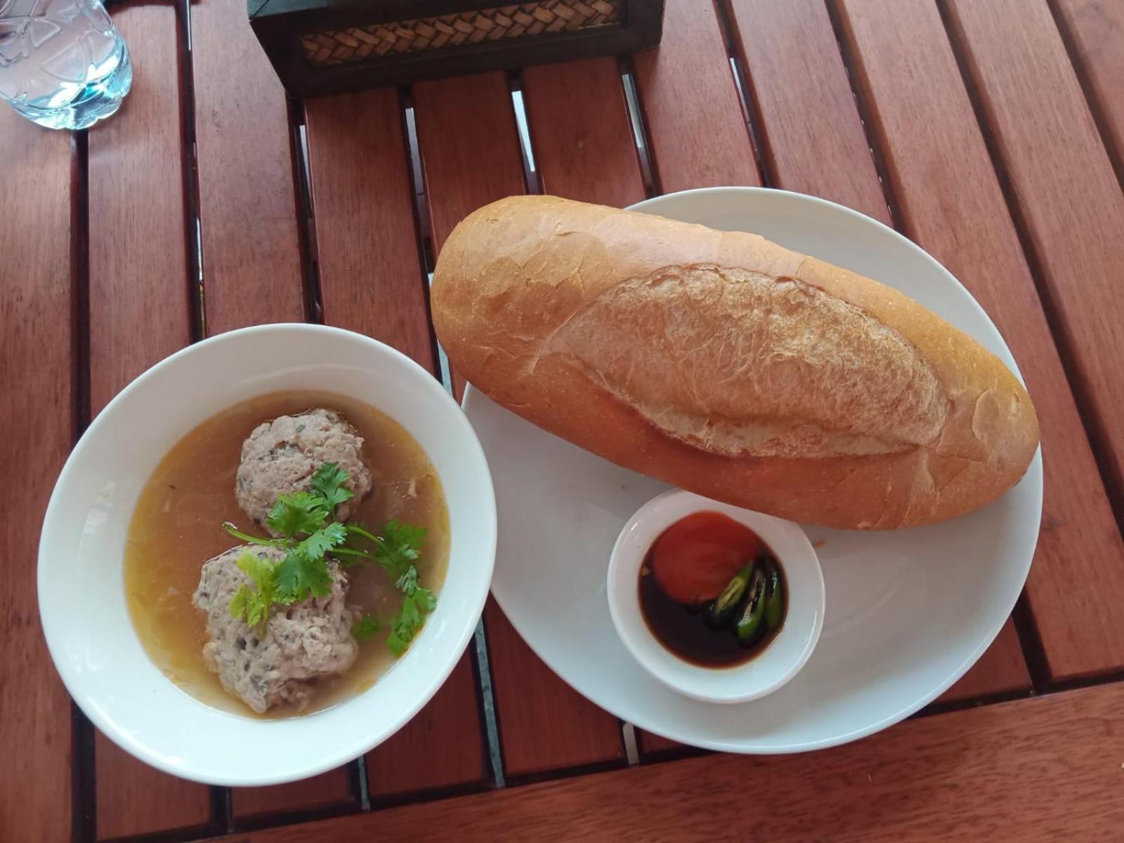 Lucie Hotel Vientiane Luaran gambar